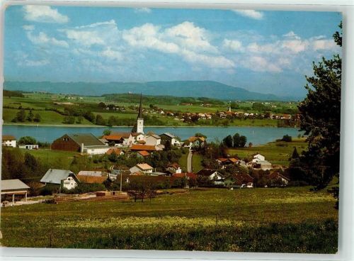 Taching Waginger-See Tettenhausen im Hintergrund