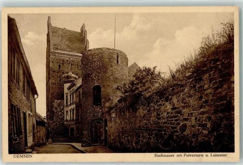 17109 O2030 Demmin - Stadtmauer mit Pulverturm u. Luisentor