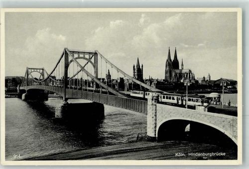 Köln Deutz 105 Hindenbrurgbrücke Straßenbahn Dom