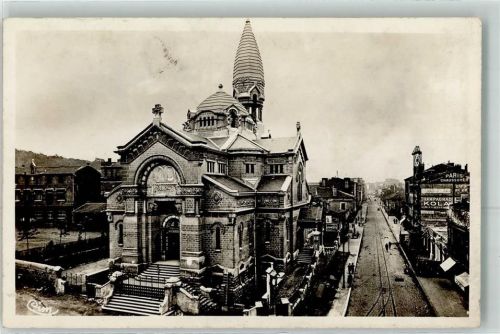 Saint-Etienne Egilse Saint Francois Regis et Rue de St. Chamond