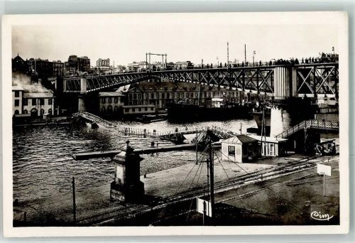 Brest le Pont National Frachter