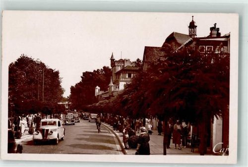 Le Touquet-Paris-Plage Avenue Saint-Jean Auto Oldtimer