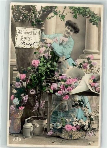 Frau mit Rosen Blumenstand Gießkanne handkoloriert Glückwunsch Studiokulisse Verlag A + S 317