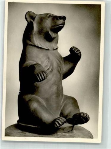 Sitzender Bär Skulptur