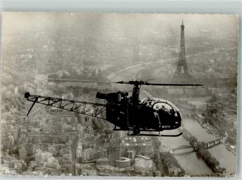 Paris S.E.3130 Alouette II Eifelturm Fliegeraufnahme