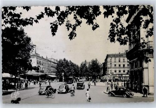 31000 Toulouse Gebrauchsspuren Carrefour Boulevards et Allees Roosevelt