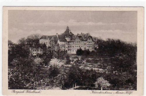 Bergisch Gladbach mit Krankenhaus Maria Hilf ungelaufen Leichter Bug unten rechts und oben links, leicht abgerundete Ecke n, sonst gut erhalten