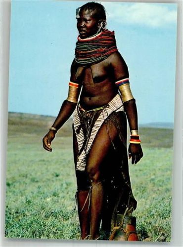 Ein Mädchen vom Stamm der Turkana Kenia