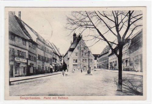 Sangerhausen mit Markt und Rathaus. Feldpost, mit Stempel von 1915. Leichter Stempeldurchdruck, sonst gut erhalten.