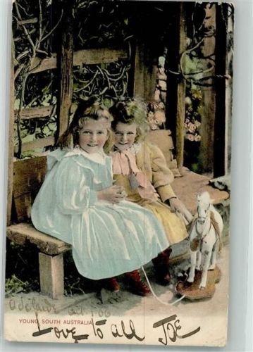 Adelaide 1906 Kinder mit Spielzeugpferd Ort handschriftlich