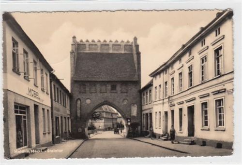 Malchin / Meckl. Steintor gelaufen, 1959. Leichter Stempeldurchdruck, sonst gut erhalten