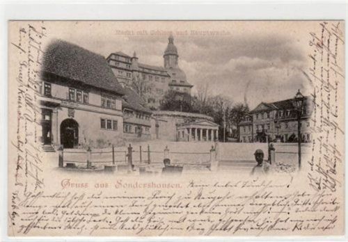 Sondershausen mit Markt, Schloss und Hauptwache gelaufen von 1899. Leichte Stempelspuren, leicht stockfleckig, sonst gut erhalten.