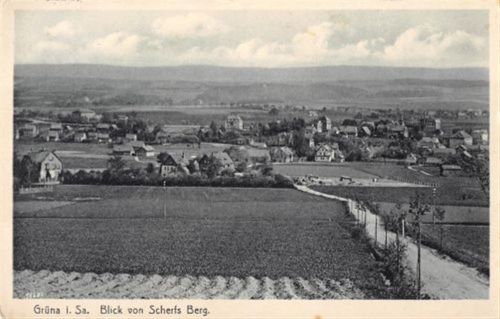 Grüna in Sachsen mit Blick von Scherfs Berg gelaufen. Marke entfernt. Rückseite leicht fleckig, sonst gut erhalten