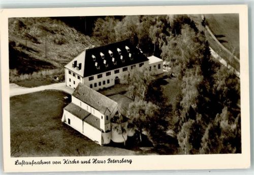 Eisenhofen Haus Petersberg und Kirche Fliegeraufnahme