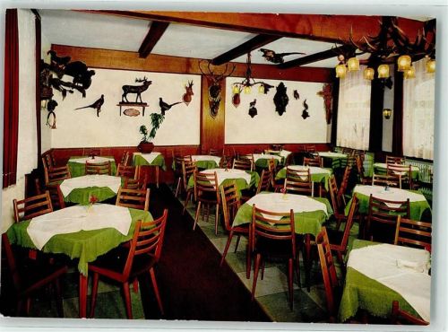Achslach Hotel Jägerhof Gastraum Wildtrophäen