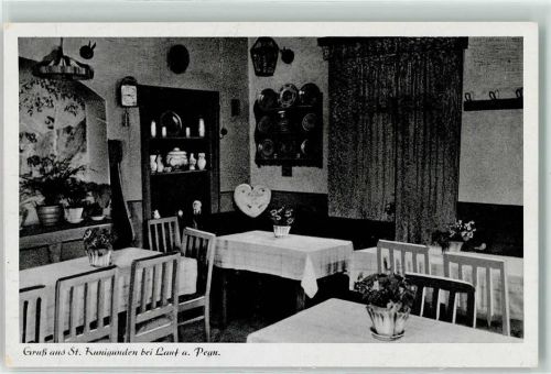 91207 W8560 Lauf a d Pegnitz Foto AK Gasthaus St.Kunigunden Innenansicht