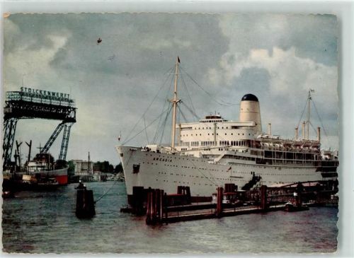 Hamburg Passagierschiff Arcadia im Hafen Stolckenwerft