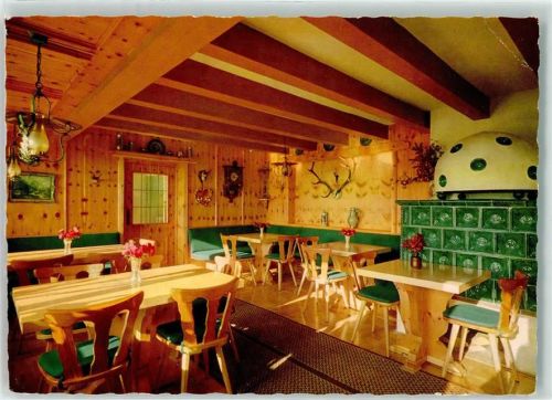 Eschenlohe Gästehaus-Restaurant Tonihof Zirbelstube Kachelofen