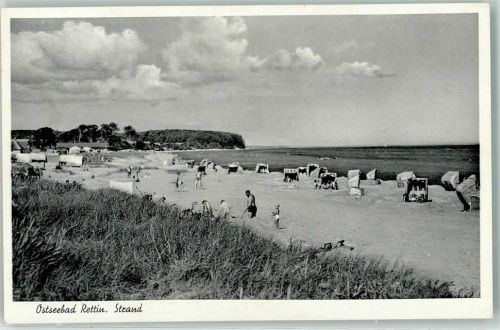 Rettin Badestrand Strandkörbe