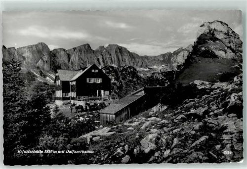 Maurach Erfurter Hütte mit Dalfazerkamm Hüttenstempel