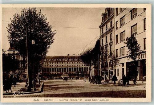 Rennes Avenue Janvier et Palais Saint Georges Oldtimer Fahrrad