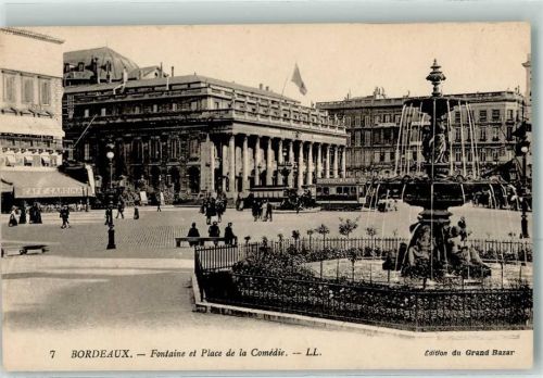 Bordeaux Fontaine et Place de la Comedie Straßenbahn Gasthaus Cafe Cardina