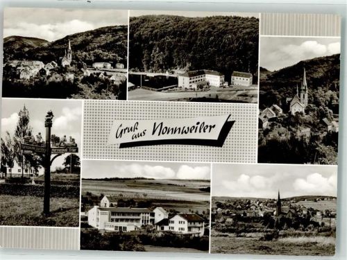 Nonnweiler St. Hubertus Kirche Handgeschnitzter Wegweiser Kurhaus Saarland