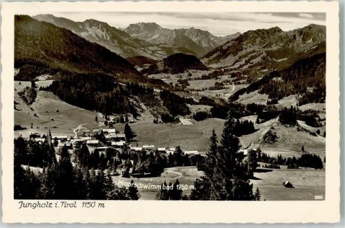 Jungholz mit Moorschwimmbad