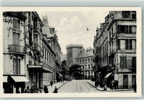 Angouleme Rue des Halles Oldtimer