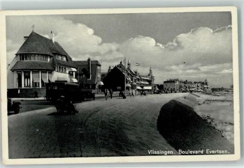 Vlissingen Boulevard Evertsen Auto Oldtimer