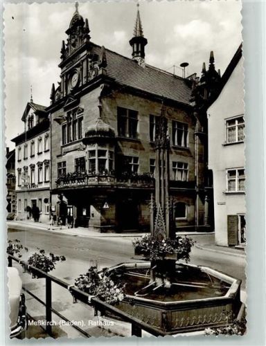 Meßkirch Brunnen mit Rathaus