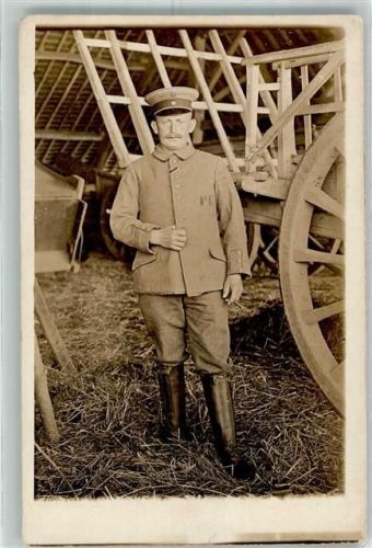Chartres 1917 Deutscher Landser in frnzösischer Gefangenschaft WK I Fotograf Guilleminot