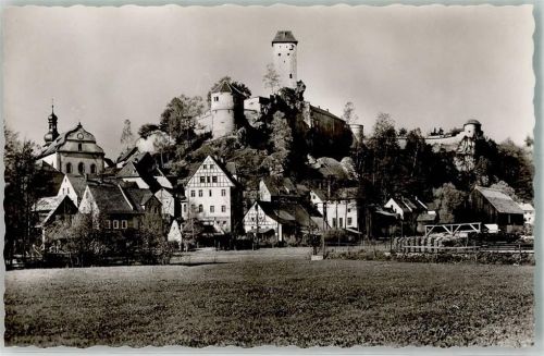 Neuhaus Burg Veldenstein