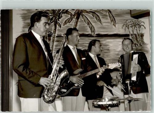 Rheinkamp Musikgruppe Saxophon Cello Akkordeon Ort handschriftlich Foto Original aus Archiv eines Ansichtskartenverlags