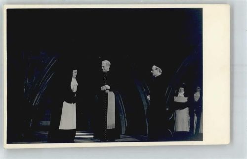 Lugner und Nonne