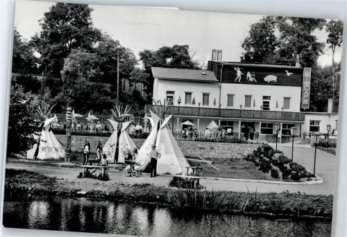 Bernburg HO Eiscafé Bärenburg mit Indianerdorf