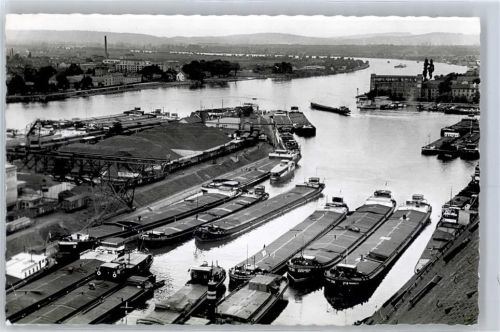 Basel Rheinhafen und die Dreiländerecke