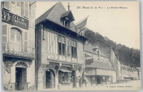 22100 Dinan - La Vieille Maison