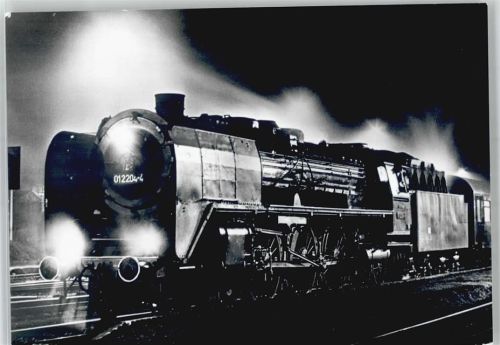 Weida Dampflokomotive 01204 mit E807 Frühjahr 1980