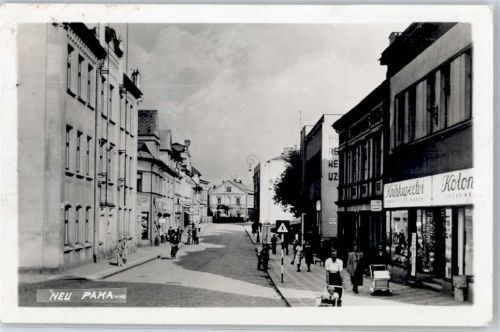 Nova Paka Neupaka - Strasse Geschäft