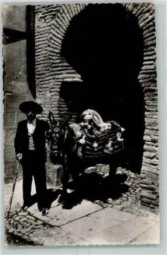 Toledo Vendedor tipico de Ceramica