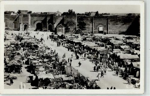Meknes Place El-Hedime vers Bab Mansour Marktszene