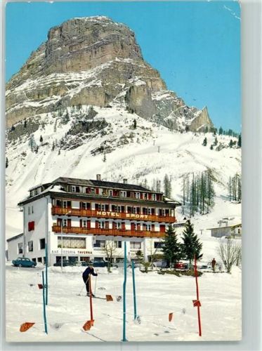 Colfosco Winter Sport Hotel Skifahrer Auto