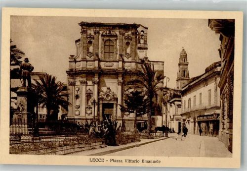 Lecce Denkmal Piazza Vittorio Emaunele