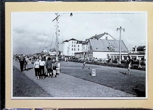 Duhnen Foto montiert auf Karton Strandpromenade Fotograf Otto Schulze