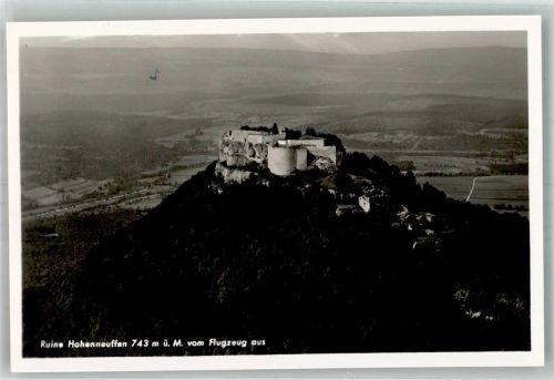 Neuffen 1942 Fliegeraufnahme der Burgruine Hohenneuffen