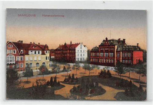 Saarlouis Saarlouis. Partie am Hohenzollernring. Karte beschrieben Handschriftliches Datum von 1922. Ecken mit Albumabdrücken, leichte Eckabschürfungen, leicht bügig, sonst gut erhalten