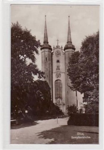Oliva Oliva / Oliwa mit Dompfarrkirche ungelaufen Gute Erhaltung.
