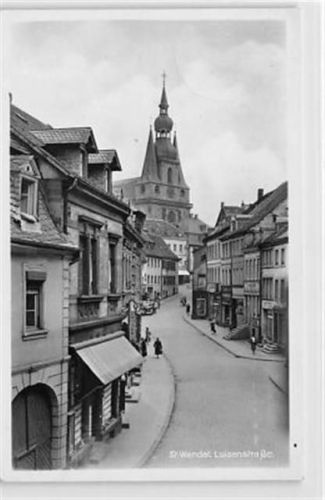 St. Wendel. Partie an der Luisenstraße gelaufen. Leichter Stempeldurchdruck, sonst gut erhalten