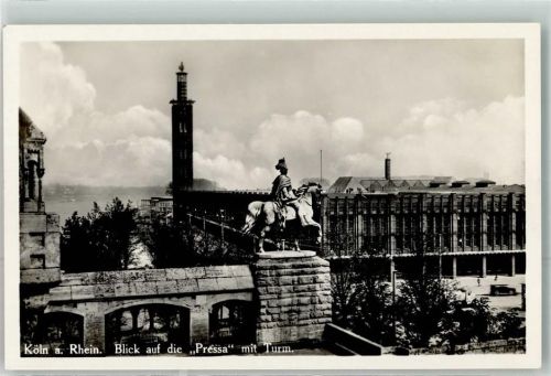 Köln Deutz 105 Pressa Turm Reiterdenkmal
